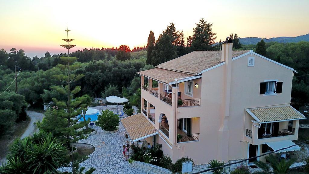 Galazio Sunset Villas Gaios Exterior photo
