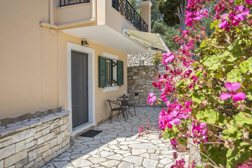 Galazio Sunset Villas Gaios Exterior photo